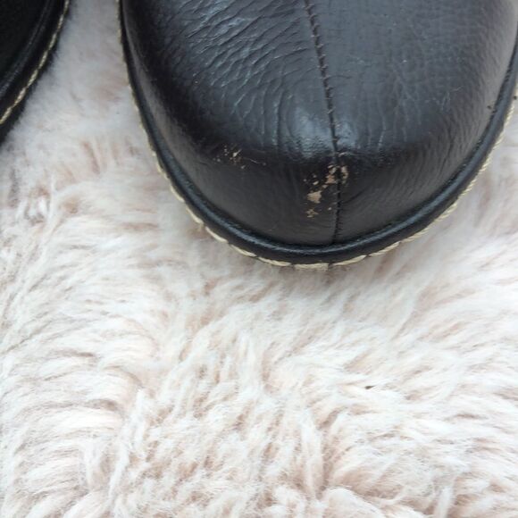 Sofft dark brown leather one buckle 3.5” heel - Picture 2 of 9